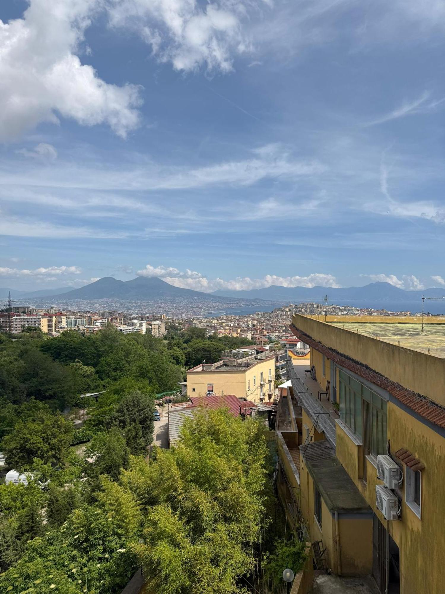 Panoramic Apartment Наполи Екстериор снимка